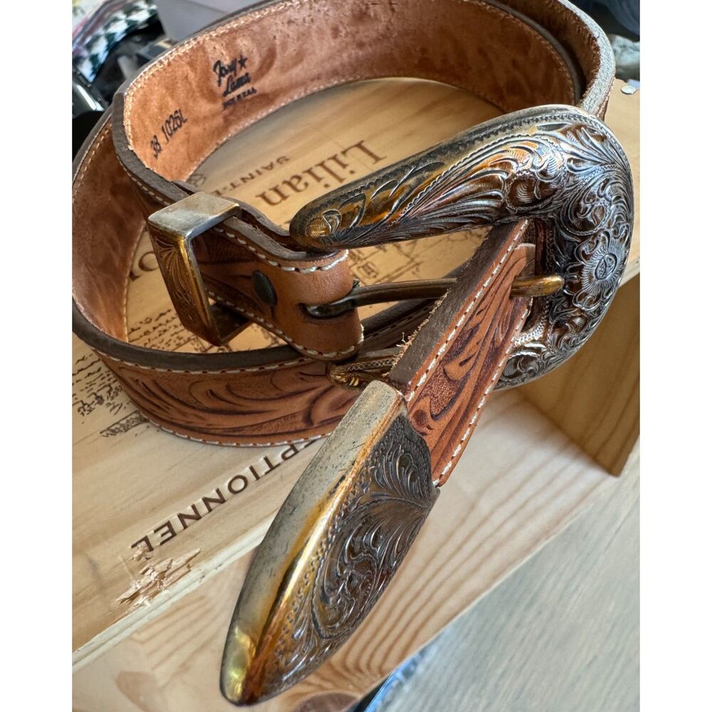 VTG Tony Lama 100% Leather Tooled Saddle Brown Western Belt SZ 38 Made in USA - Picture 9 of 9